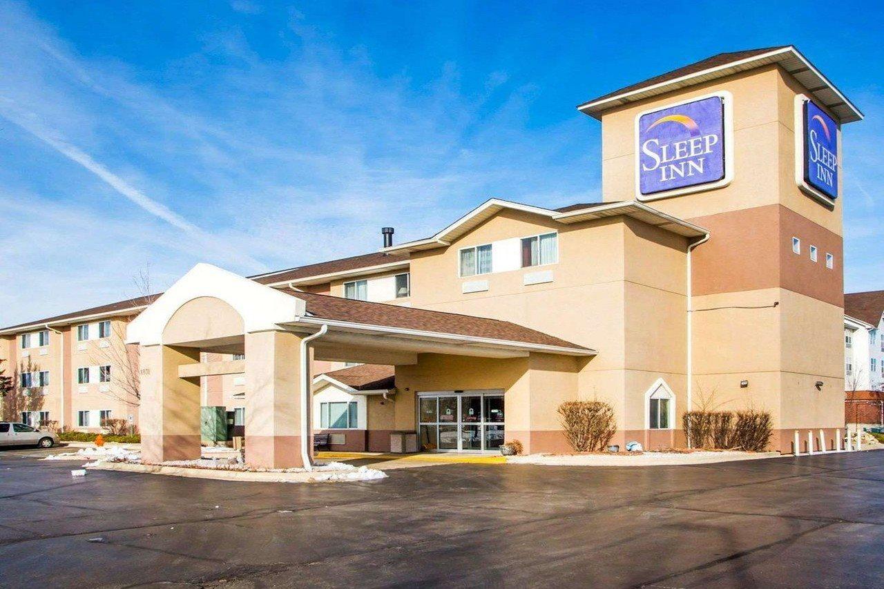 Gasthof Sleep - Chicago Naperville