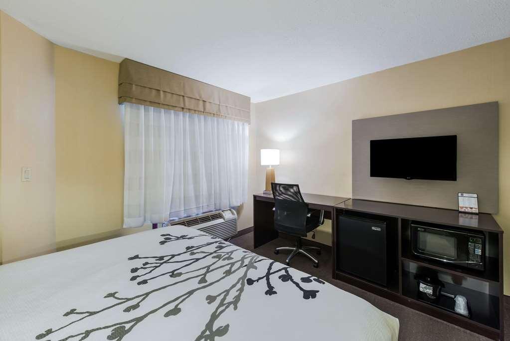 Sleep - Chicago 3*