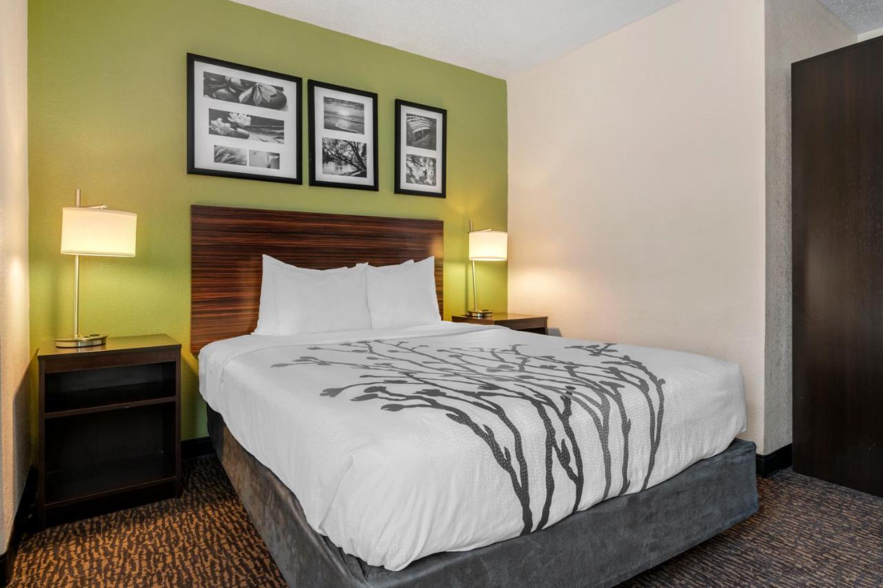 Sleep - Chicago 3*